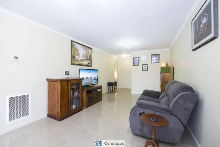 Fifth view of Homely townhouse listing, 2/15 Mathew Court, Drouin VIC 3818