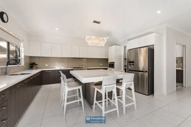 Second view of Homely house listing, 6 Joanna Court, Mount Waverley VIC 3149