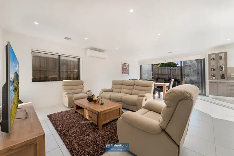 Third view of Homely house listing, 6 Joanna Court, Mount Waverley VIC 3149