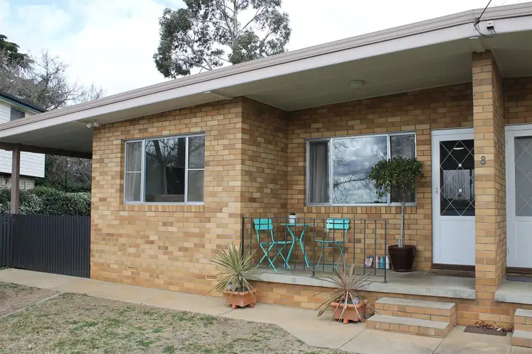 Main view of Homely unit listing, 2/8 St Andrews Avenue, Armidale NSW 2350