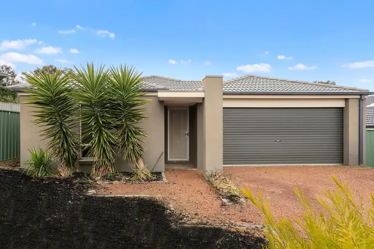 5 Trickett Court, Kangaroo Flat VIC 3555