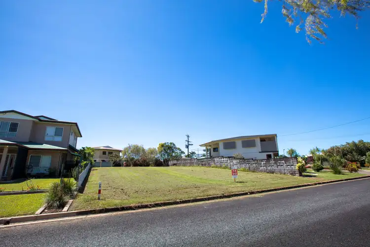 37 Riverside Crescent, Innisfail Estate QLD 4860