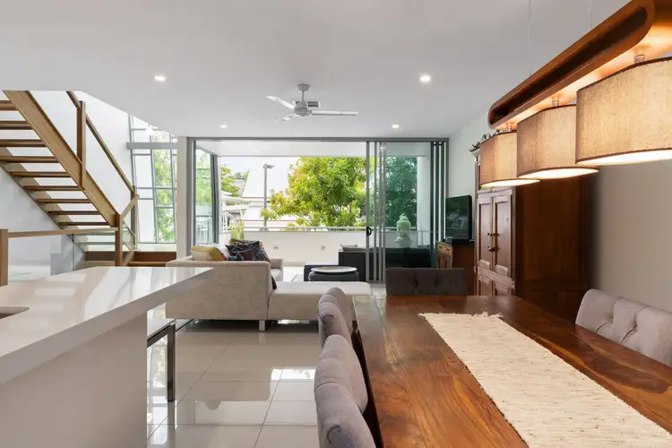 2/9 Jamieson Street, Bulimba QLD 4171