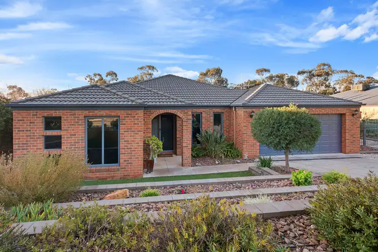 42 Glenelg Drive, Maiden Gully VIC 3551