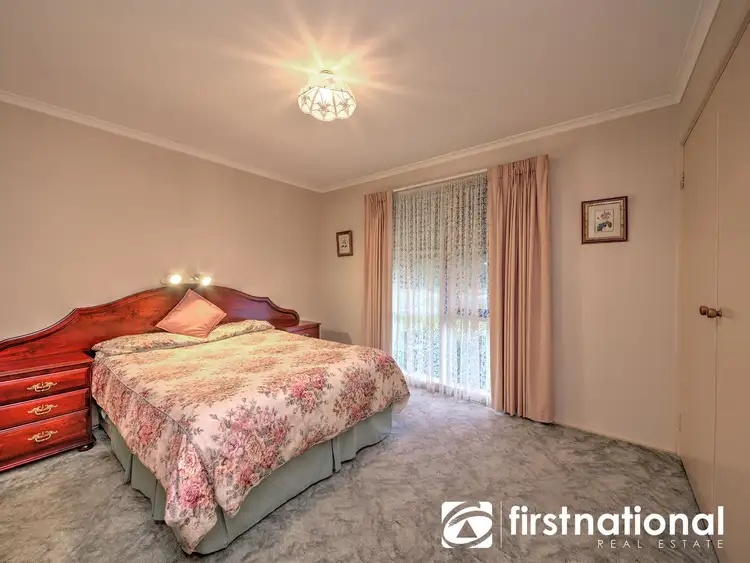 Sixth view of Homely house listing, 5 Lorraine Court, Pakenham VIC 3810