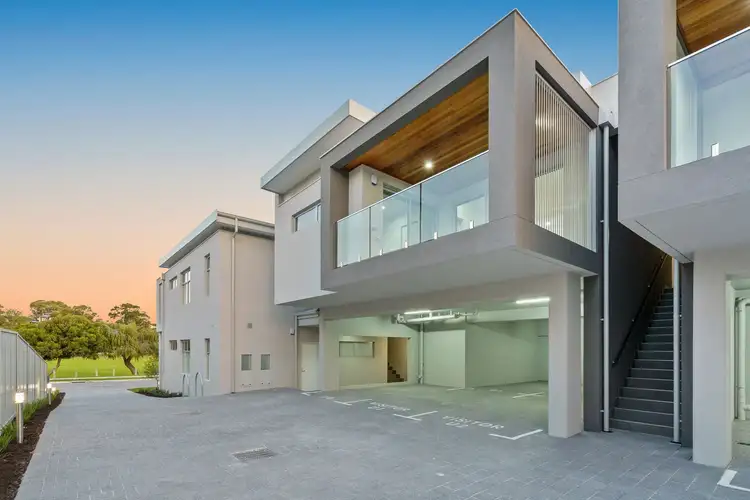 5/21 Green Road, Hillarys WA 6025