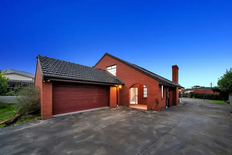 5 Patricia Court, Hampton Park VIC 3976