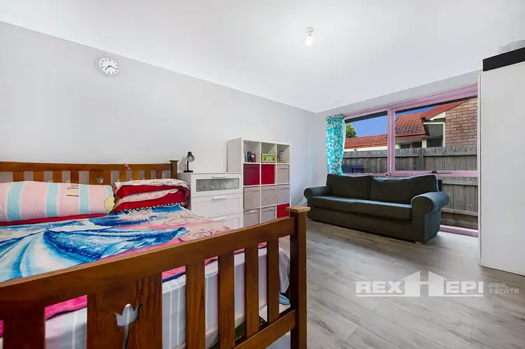 Fourth view of Homely house listing, 8 Enoch Rise, Hallam VIC 3803