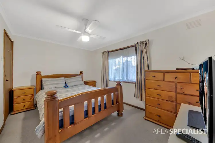 Fourth view of Homely house listing, 2 Oxley Court, Cranbourne North VIC 3977