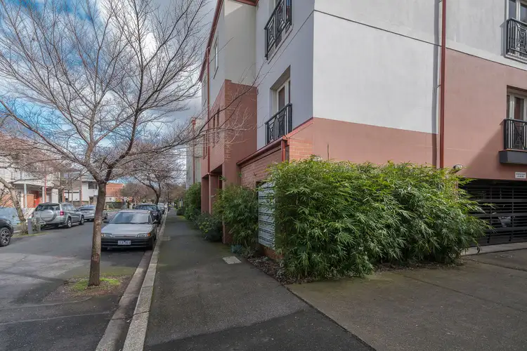 Main view of Homely apartment listing, 31/8-32 Howlett Street, Kensington VIC 3031