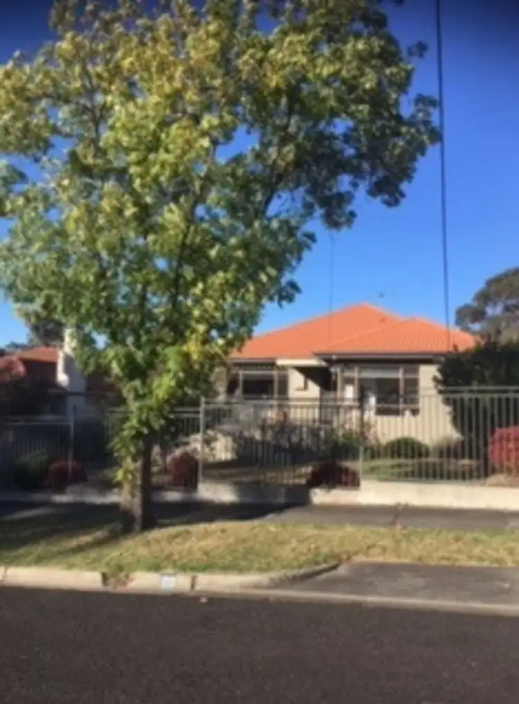 Fifth view of Homely house listing, 10 Bennett Court, Traralgon VIC 3844