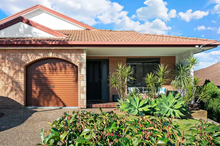 2/135 Floraville Road, Floraville NSW 2280