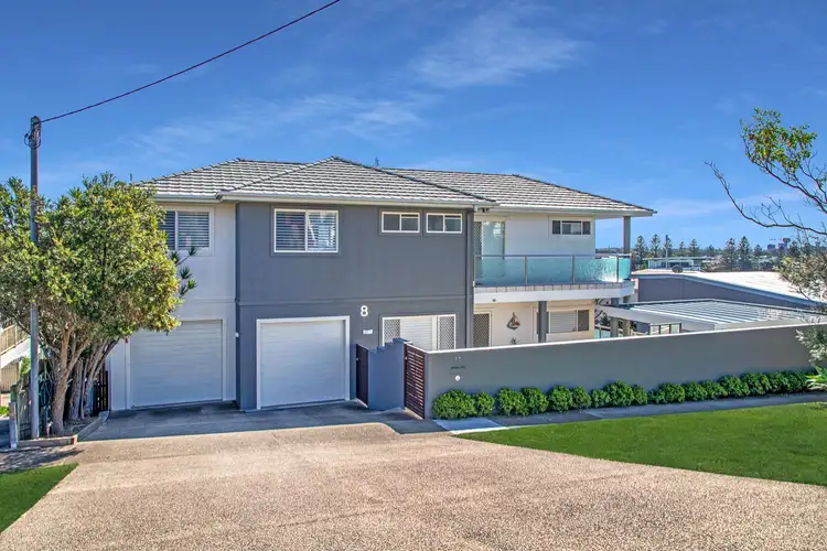8 Bank Street, Merewether NSW 2291