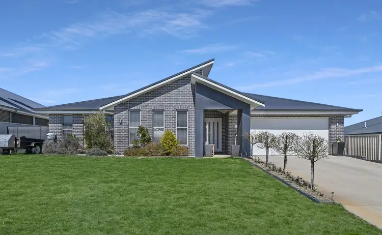 Main view of Homely house listing, 16 Mendel Drive, Kelso NSW 2795