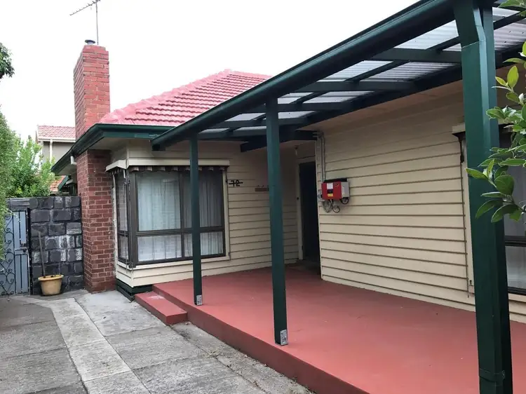 72 Royal Parade