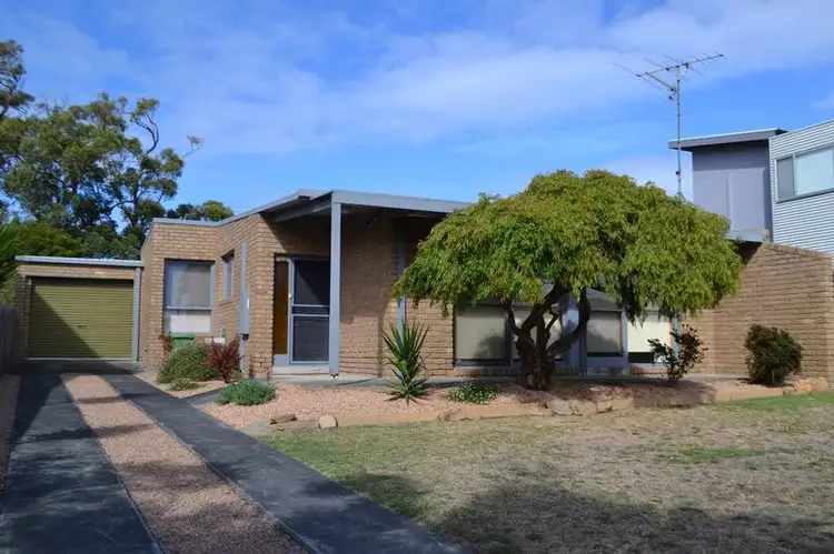 11 Golf Street, Inverloch VIC 3996