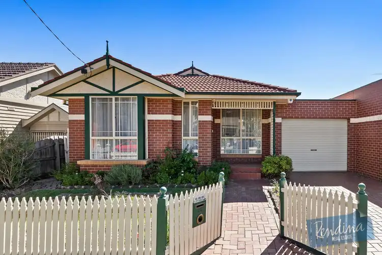 33 Lennox Street, Moonee Ponds VIC 3039