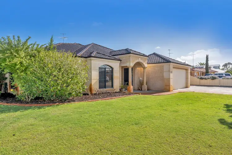 17 Country Road, Pinjarra WA 6208