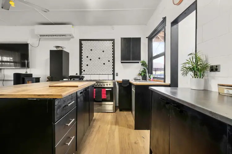 28 Richardson Way, Bulgarra WA 6714