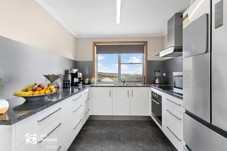 Fifth view of Homely house listing, 10 Uplands Place, Park Grove TAS 7320