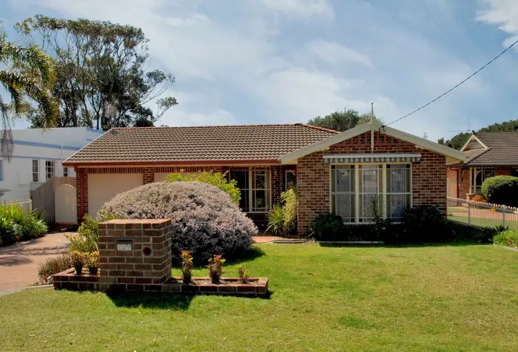 107 The Lake Circuit, Culburra Beach NSW 2540