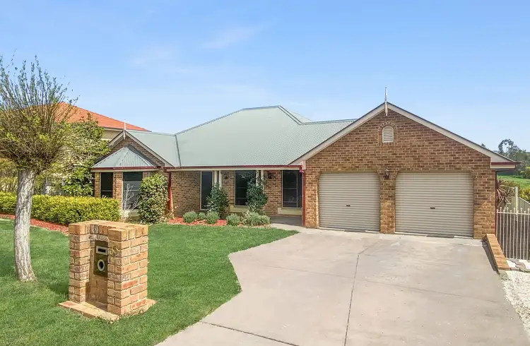 Main view of Homely house listing, 33 Endurance Court, Llanarth NSW 2795