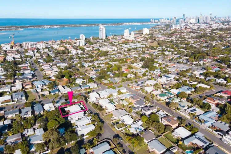 3 Saltash Street, Labrador QLD 4215