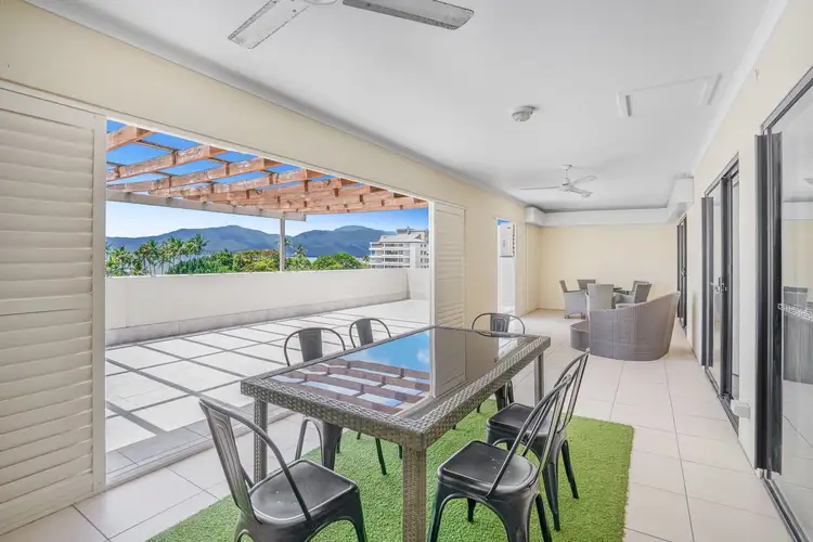 401/335 Lake Street, Cairns North QLD 4870