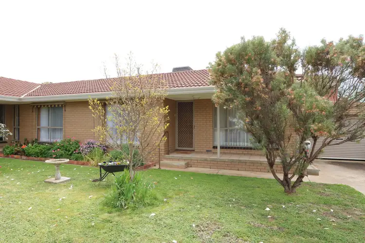 Main view of Homely unit listing, 2/103 Inkerman Streeet, Maryborough VIC 3465