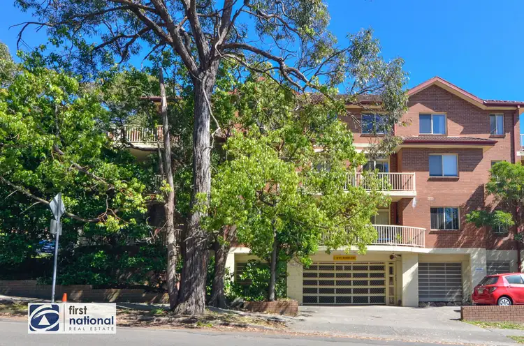 2/33-37 Linda Street, Hornsby NSW 2077