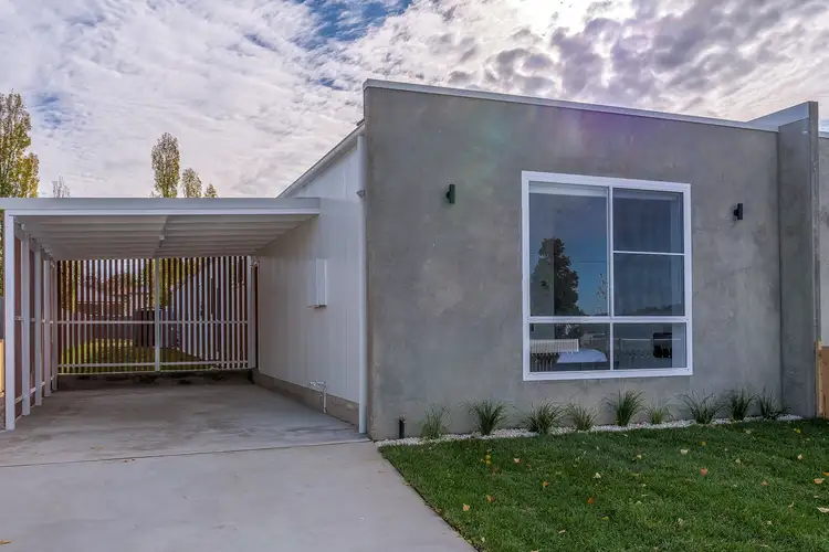 17 Tucker St, Blayney NSW 2799
