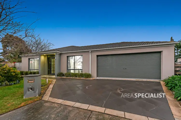 Second view of Homely house listing, 5 Leo Place, Aspendale Gardens VIC 3195