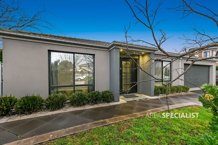 Fifth view of Homely house listing, 5 Leo Place, Aspendale Gardens VIC 3195