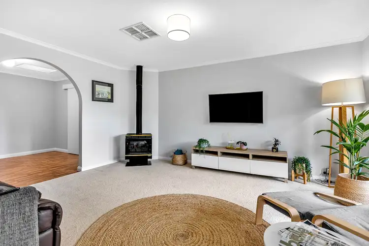 Fifth view of Homely house listing, 8 Lowry Court, Flagstaff Hill SA 5159