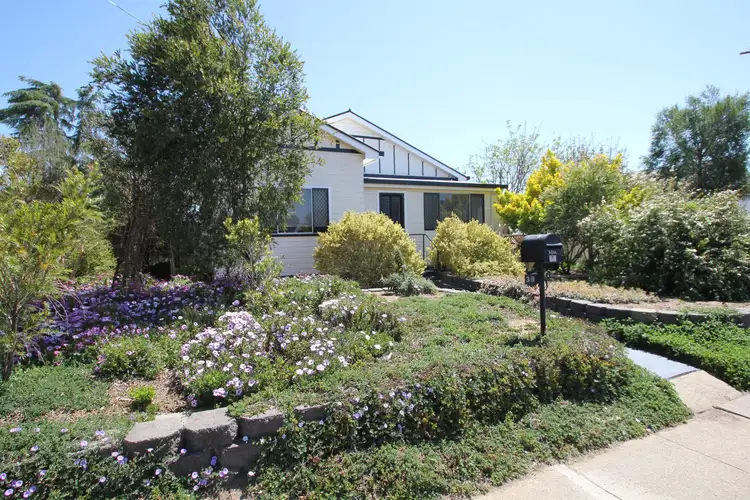 392 Rouse Street, Tenterfield NSW 2372