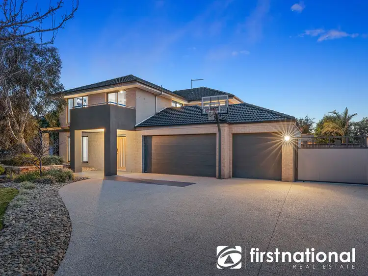 9 Westwood Grove, Pakenham VIC 3810