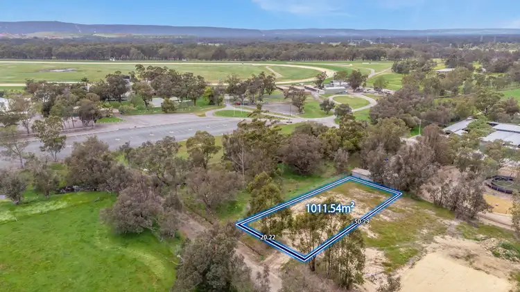 20 George Beacham Way, Pinjarra WA 6208