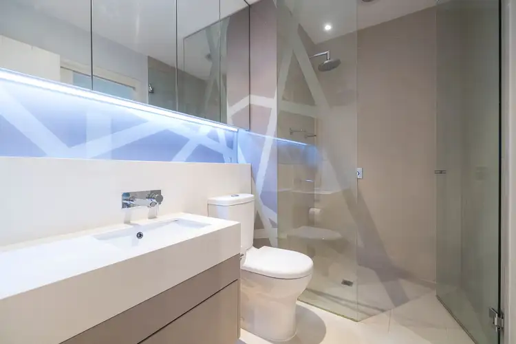 Fifth view of Homely apartment listing, 17/100 Keilor Road, Essendon North VIC 3041