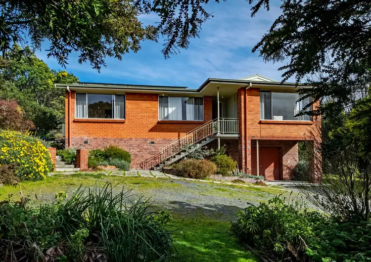 27 Main Road, Exeter TAS 7275