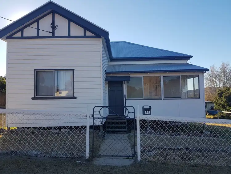 64 Border Street, Wallangarra QLD 4383