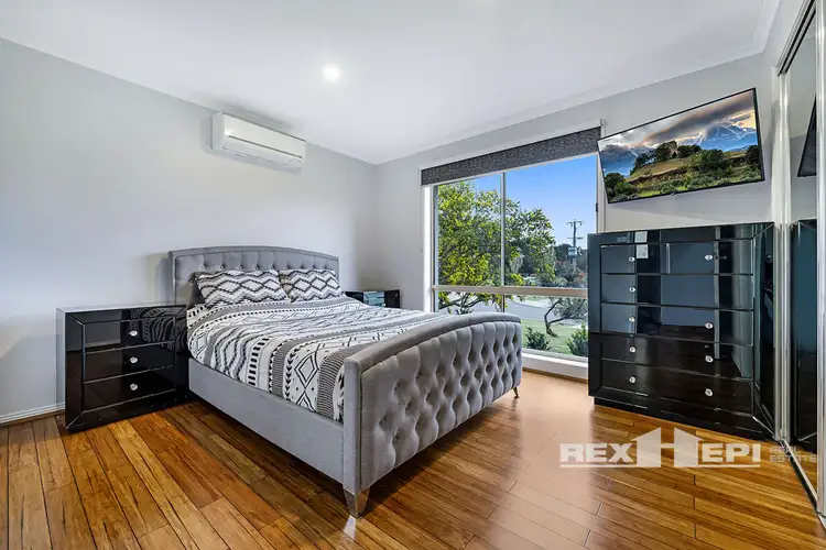 Fifth view of Homely house listing, 2 Drysdale Court, Hampton Park VIC 3976