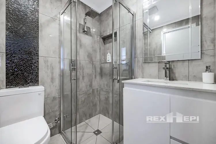 Sixth view of Homely house listing, 2 Drysdale Court, Hampton Park VIC 3976
