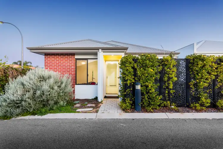 4/18 Gowrie Approach, Canning Vale WA 6155