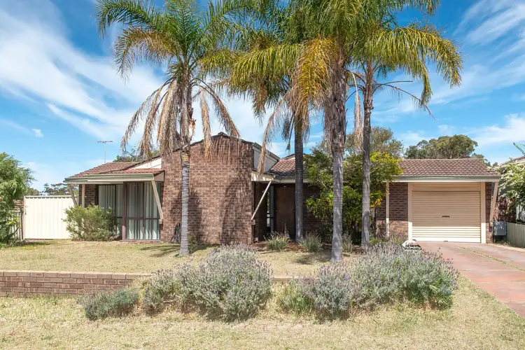 4 Hillside Close