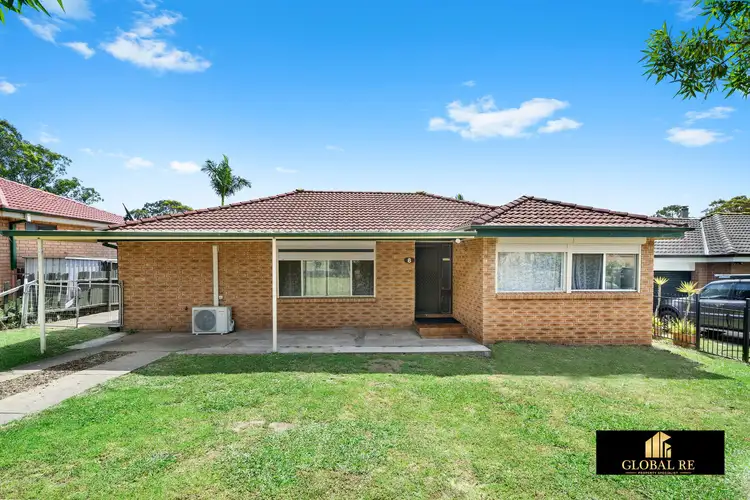 Second view of Homely house listing, 8 Hovea Place, Macquarie Fields NSW 2564