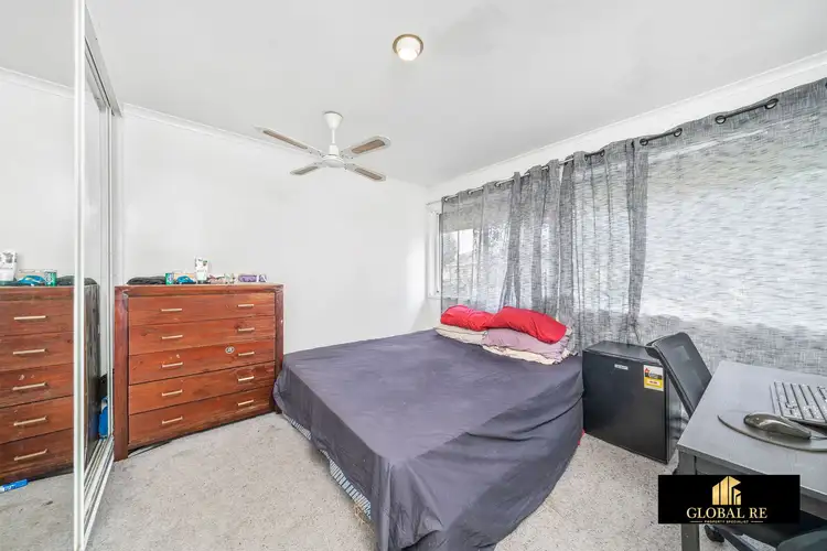 Sixth view of Homely house listing, 8 Hovea Place, Macquarie Fields NSW 2564