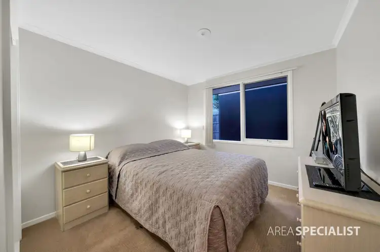 Fifth view of Homely house listing, 32 Huntington Drive, Hampton Park VIC 3976