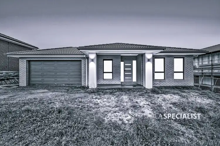 112 Grandvue Boulevard, Pakenham VIC 3810