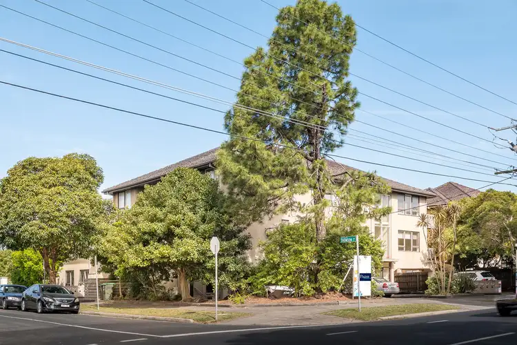 8/174 Murrumbeena Road, Murrumbeena VIC 3163