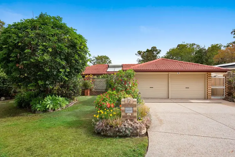 7 Lant Street, Chapel Hill QLD 4069